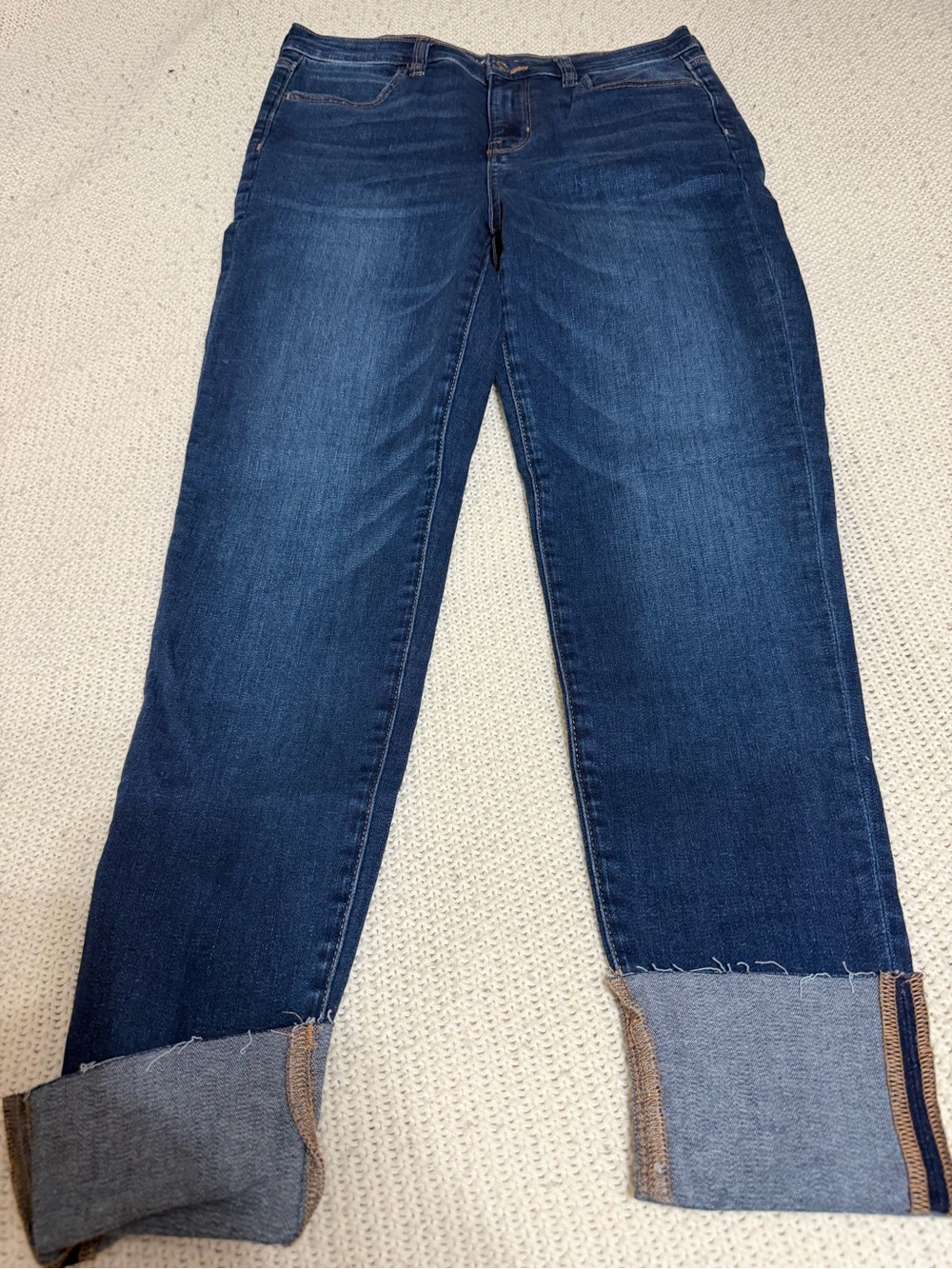 American Eagle Super Stretch Jeans – Size 10 Regular – Medium Blue